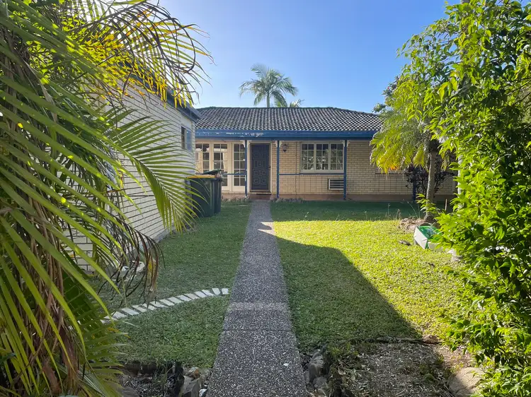Second view of Homely house listing, 4 Mintern Street, Macgregor QLD 4109