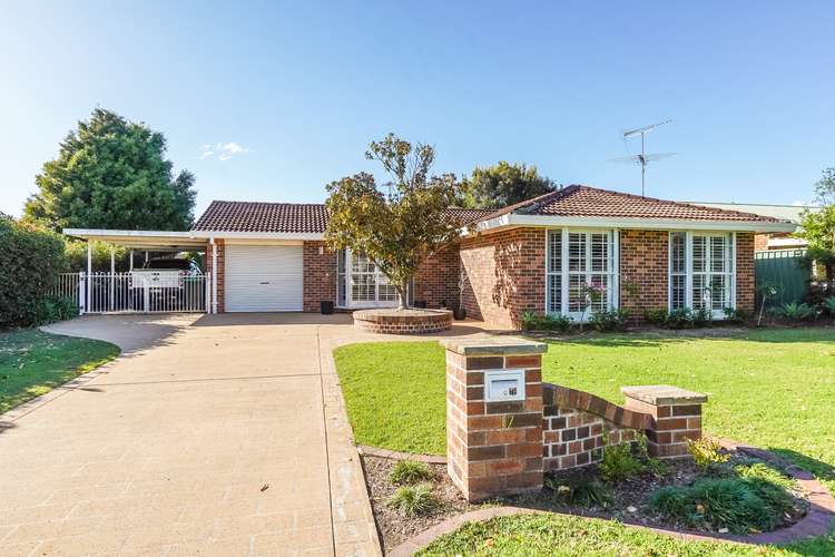 17 Dawson Avenue, Camden South NSW 2570