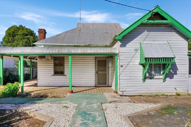 11 England Street, West Wyalong NSW 2671