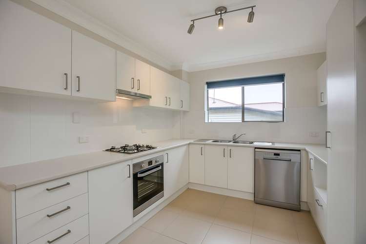 Main view of Homely apartment listing, 2/32 Ryan Street, West End QLD 4101