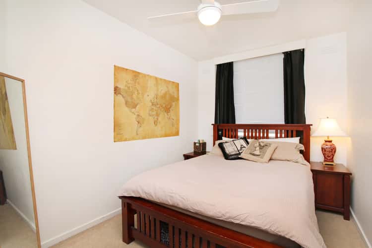 Fifth view of Homely apartment listing, 1/15 Munro Street, Ascot Vale VIC 3032