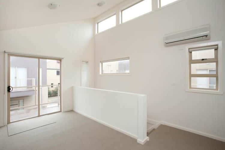 Fourth view of Homely unit listing, 4/30 Cranwell Square, Caroline Springs VIC 3023