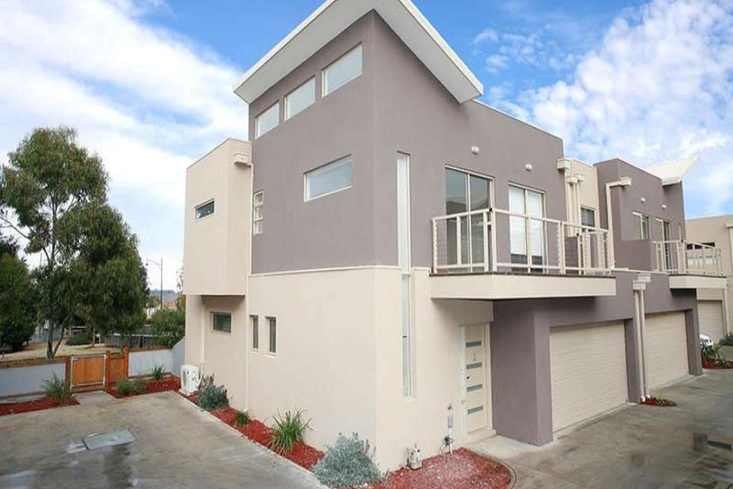 Main view of Homely unit listing, 4/30 Cranwell Square, Caroline Springs VIC 3023
