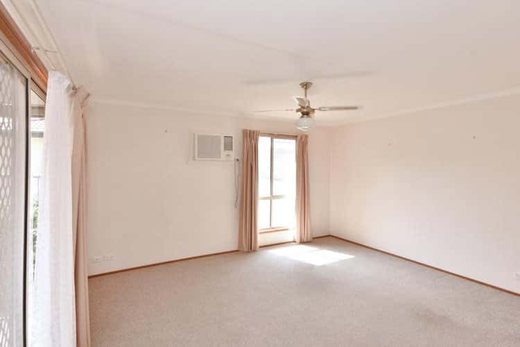 Fifth view of Homely house listing, 27 Thomas Street, Kangaroo Flat VIC 3555