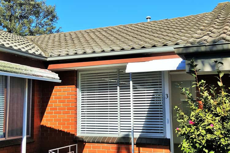 Main view of Homely villa listing, 3/12 Woodvale Grove, Essendon VIC 3040