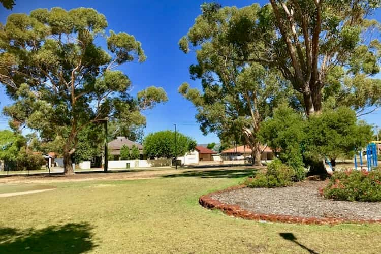 4A Warnock Lane, Midland WA 6056