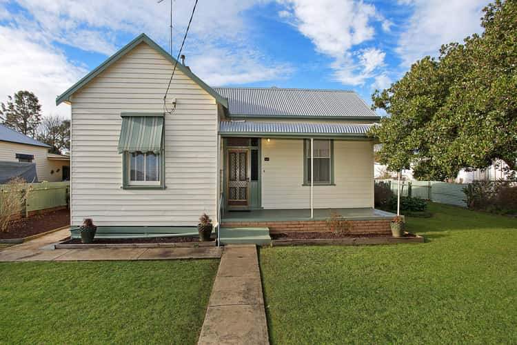 Main view of Homely house listing, 54 Milton Street, Hamilton VIC 3300