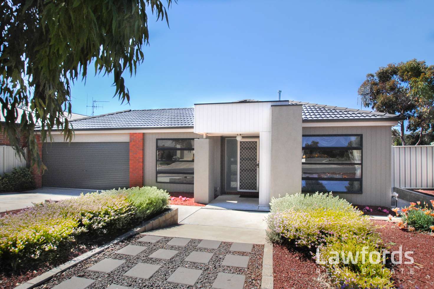 Main view of Homely house listing, 20 Jerribong Way, Kangaroo Flat VIC 3555