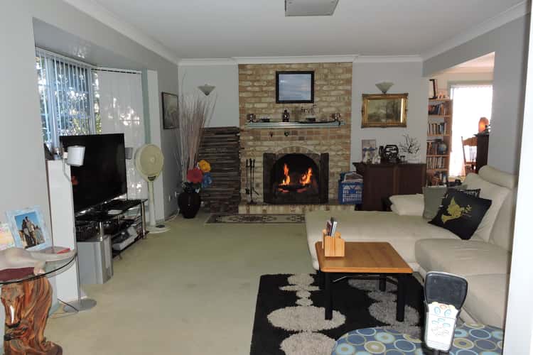 Fourth view of Homely house listing, 8 PINE COUNTY PLACE, Bellbowrie QLD 4070