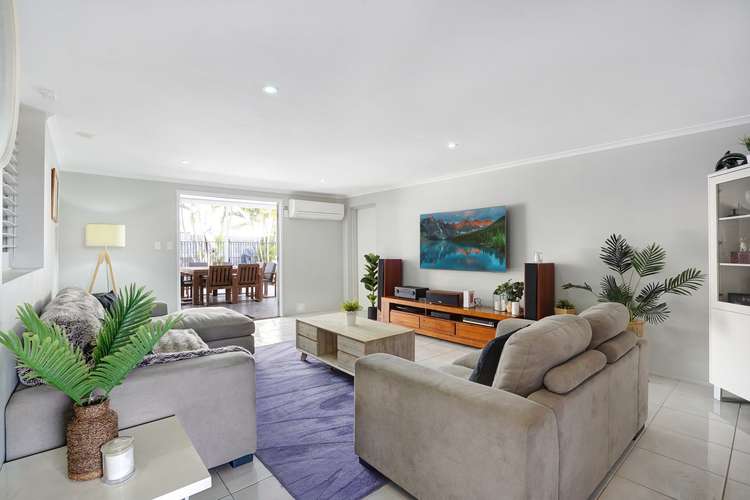 Third view of Homely house listing, 2 Warwick Court, Birkdale QLD 4159