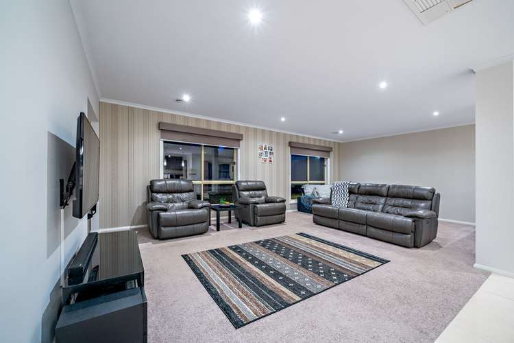 Fourth view of Homely house listing, 6 Devaney Avenue, Lynbrook VIC 3975