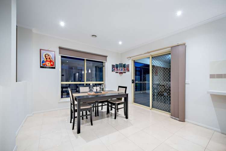 Fifth view of Homely house listing, 6 Devaney Avenue, Lynbrook VIC 3975