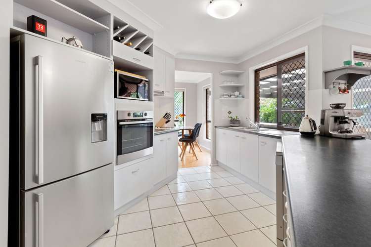 Sixth view of Homely house listing, 2 Song Place, Birkdale QLD 4159