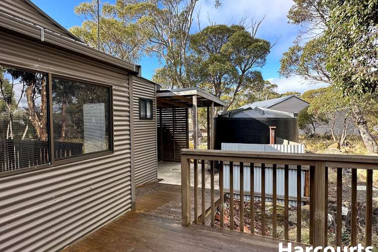 8 Anglers Crescent, Miena TAS 7030