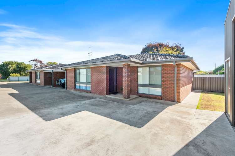 Main view of Homely unit listing, 295a & 295b Noyes St, Deniliquin NSW 2710
