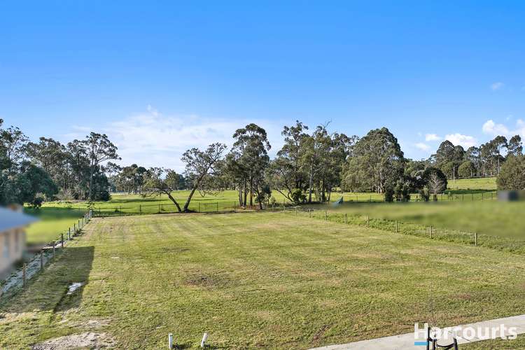 17 Royal Pines Drive, Drouin VIC 3818