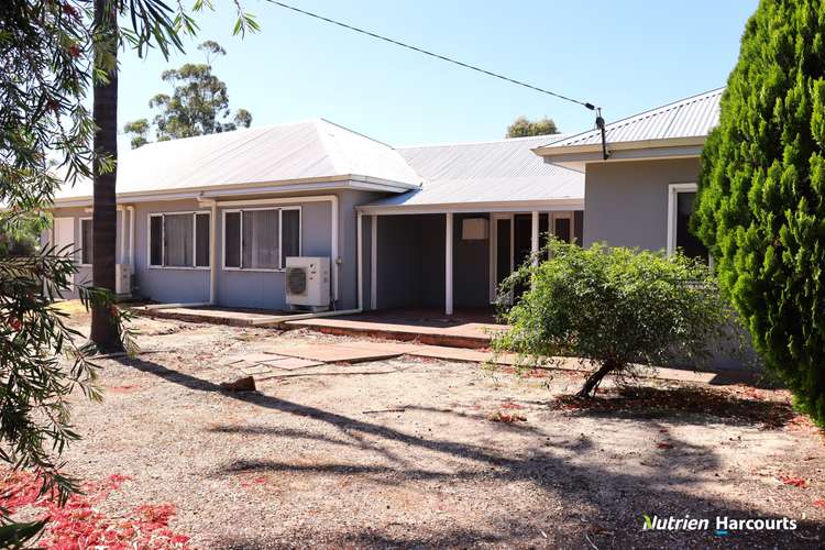 13 Yerecoin South East Road, Yerecoin WA 6571