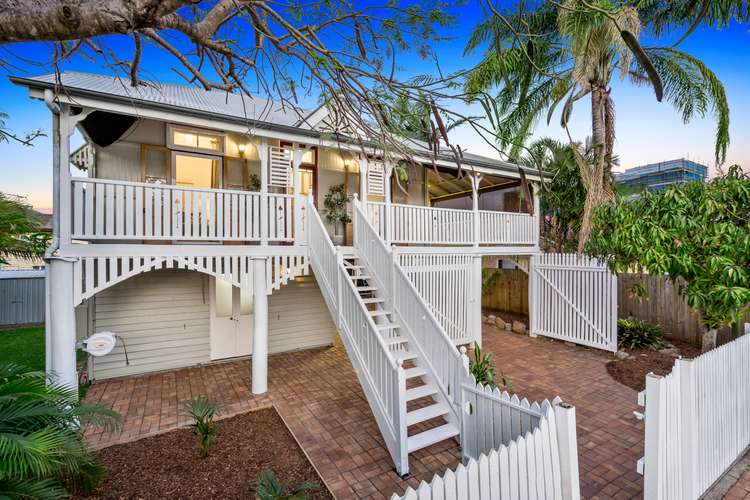 Main view of Homely house listing, 4 Henry Street, Wynnum QLD 4178