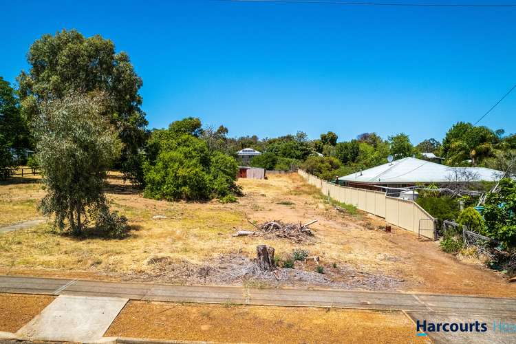 17 Cowley Street, Boyup Brook WA 6244