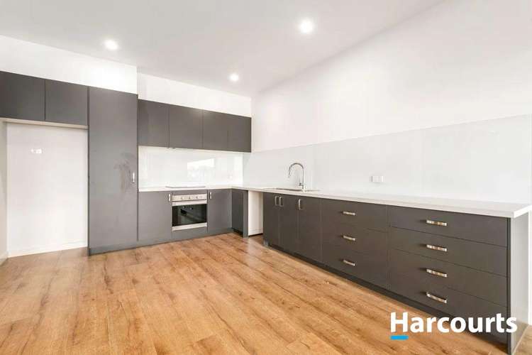 Main view of Homely house listing, 5/19 Hutchinson Street, Burwood East VIC 3151
