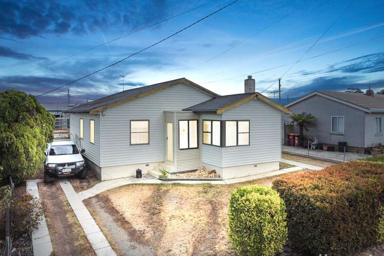 4 Sturt Crescent, Mayfield TAS 7248