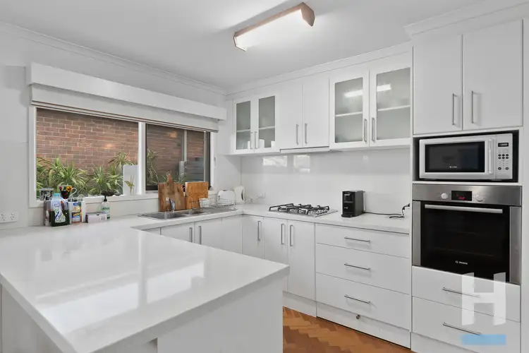 Main view of Homely unit listing, 8/653-654 Esplanade, Mornington VIC 3931