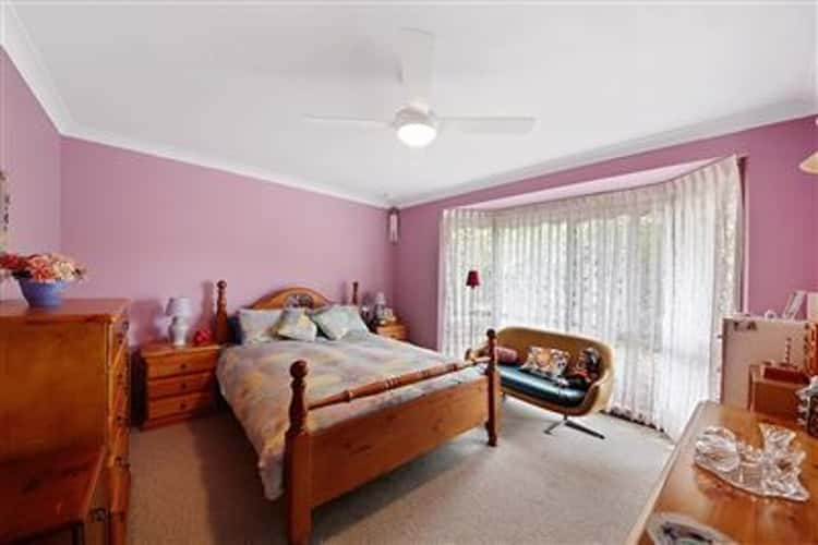 Seventh view of Homely house listing, 10 Donalbain Cct, Rosemeadow NSW 2560