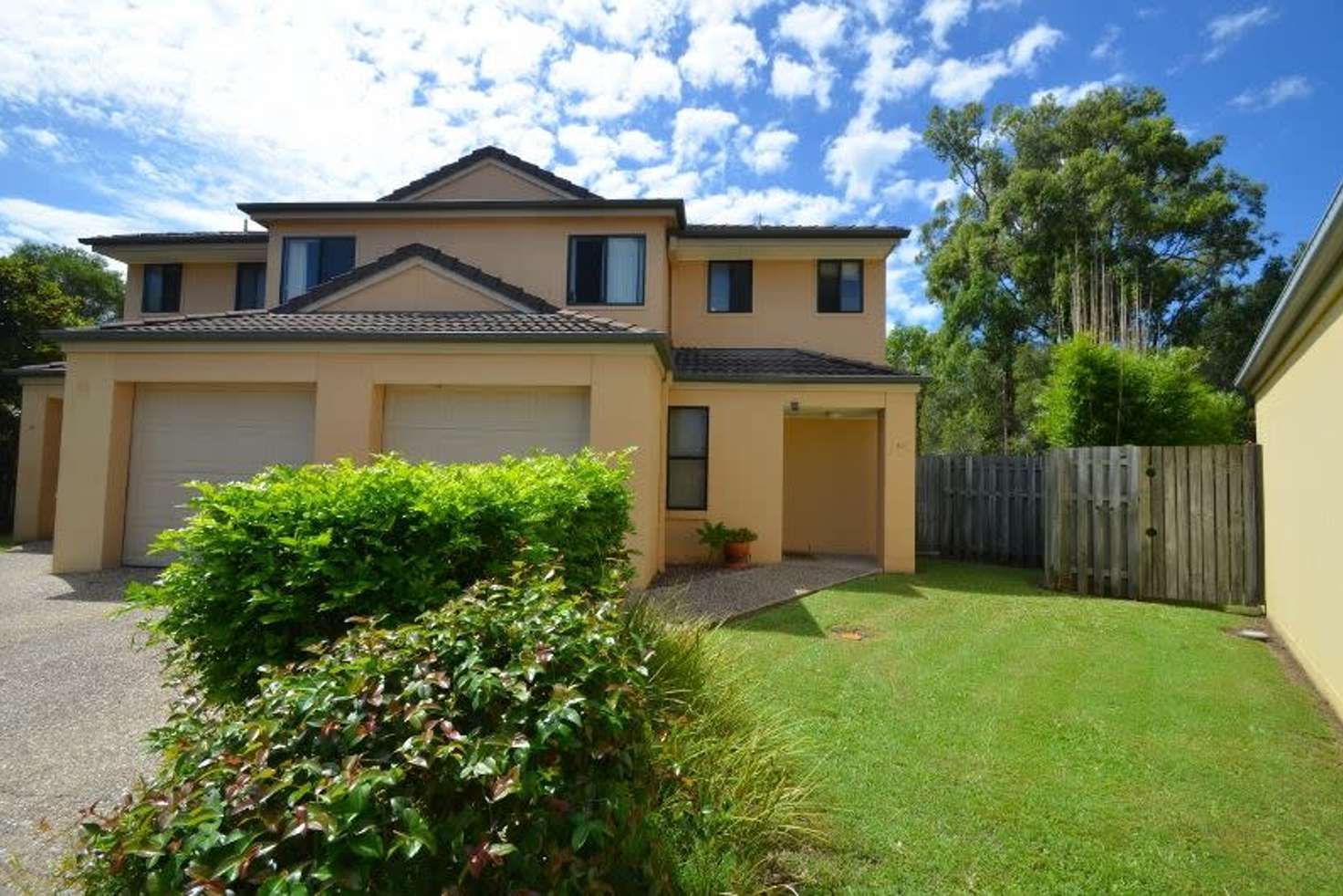 Main view of Homely townhouse listing, 20/107 Arundel Drive, Arundel QLD 4214