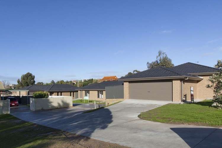 Main view of Homely unit listing, 2/2 Lowe Street, Ararat VIC 3377