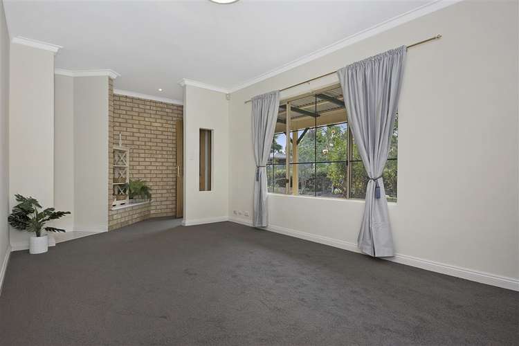 Fifth view of Homely house listing, 5 Ontario Court, Joondalup WA 6027