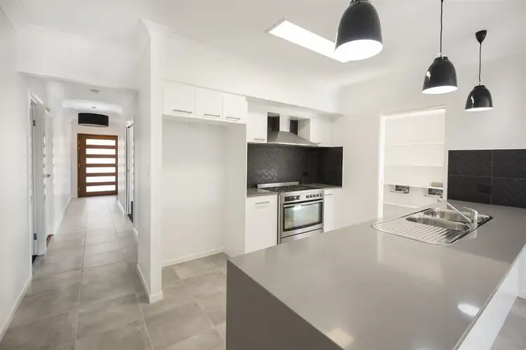 4 Kite Avenue