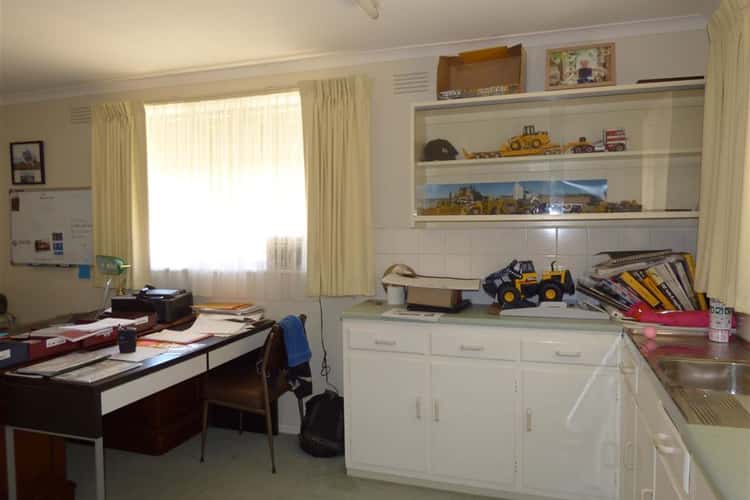 Fifth view of Homely house listing, 3 Dundas Street, Edenhope VIC 3318