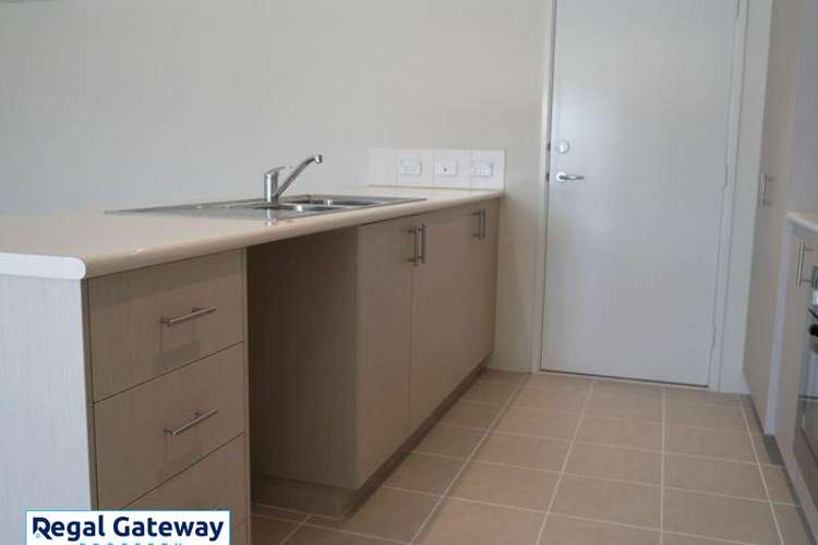 Fourth view of Homely unit listing, 15/1 Humboldt Entrance, Aubin Grove WA 6164