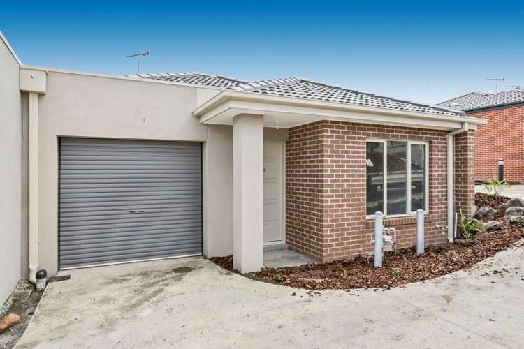 Main view of Homely unit listing, 2 Auburn Close, Pakenham VIC 3810