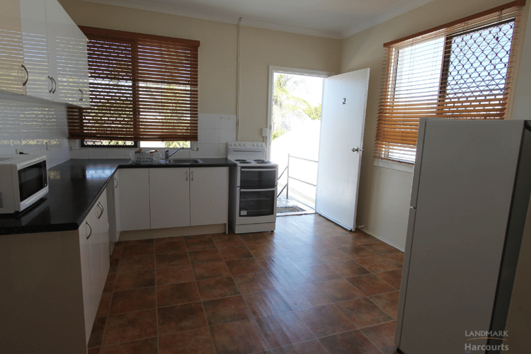 Flat 2/182B Queen Street, Ayr QLD 4807