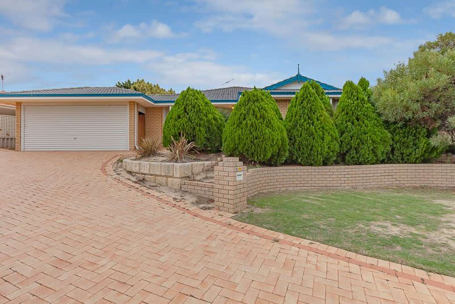 Main view of Homely house listing, 11 Lamond Close, Kinross WA 6028