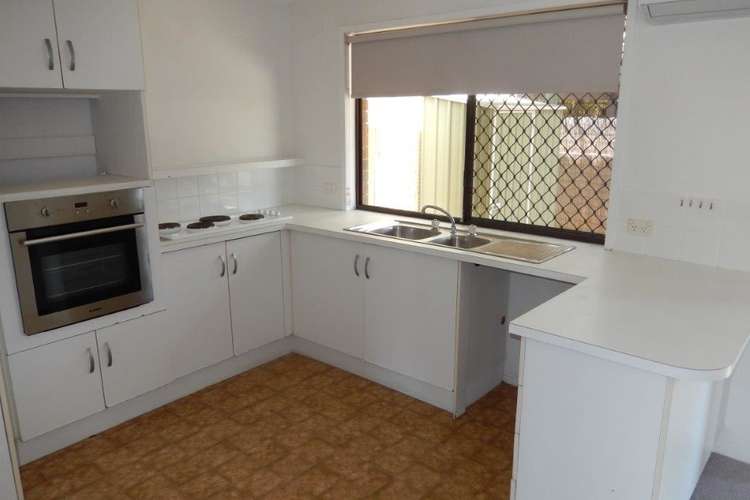 Fourth view of Homely semiDetached listing, 1/33 Telopea Street, Labrador QLD 4215