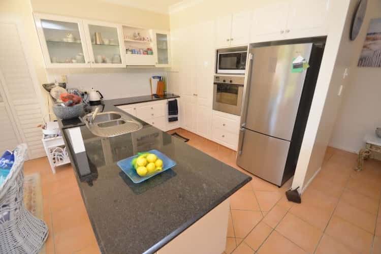 Seventh view of Homely house listing, 10 London Chase, Arundel QLD 4214