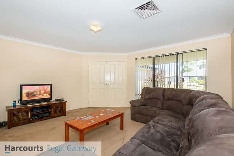 Fifth view of Homely house listing, 38 Princeton Circuit, Aubin Grove WA 6164