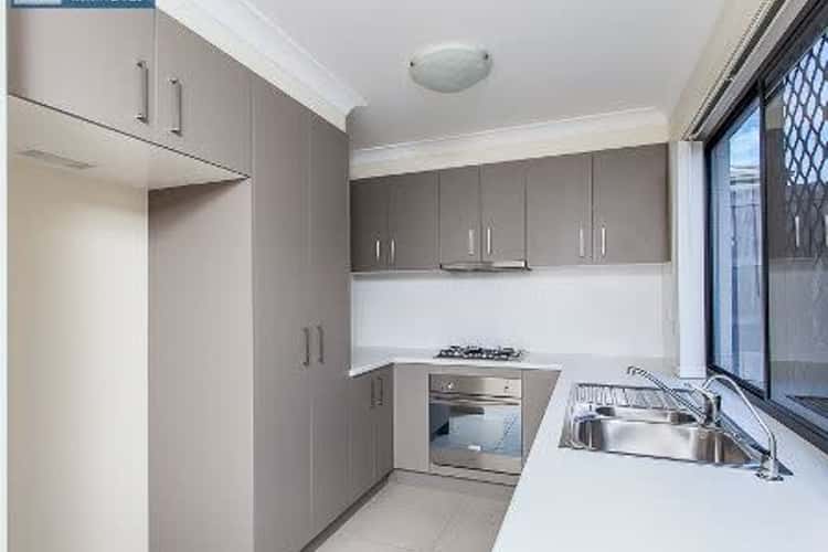 Sixth view of Homely townhouse listing, 2/5 Wallis Circuit, North Lakes QLD 4509