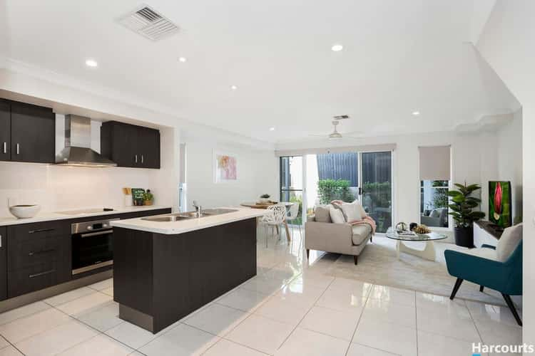 Third view of Homely unit listing, 2/11 Alexandra Street, Balmoral QLD 4171