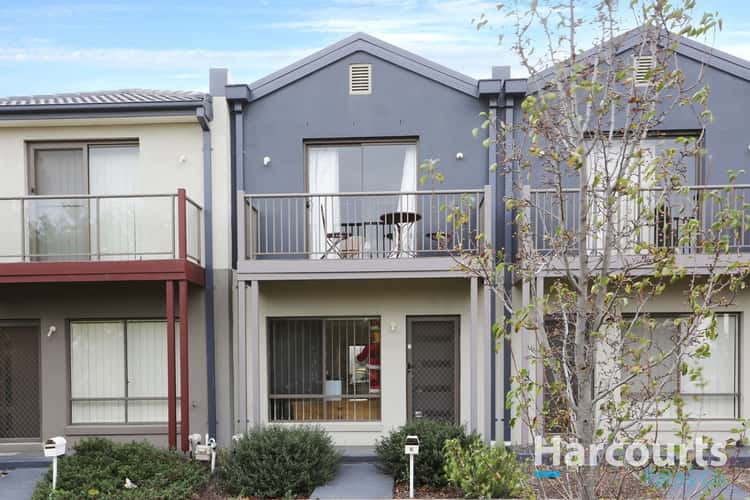 Main view of Homely townhouse listing, 6 Andover Lane, Craigieburn VIC 3064