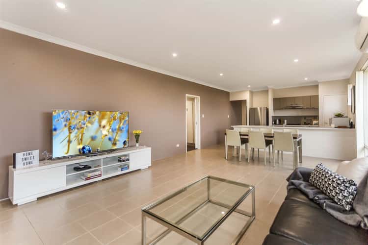 Second view of Homely house listing, 16 Caribbean Turn, Aubin Grove WA 6164