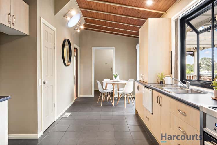 Fifth view of Homely house listing, 3 Orduna Place, Wheelers Hill VIC 3150