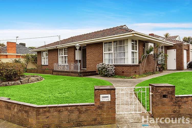 Main view of Homely townhouse listing, 3 Hend Street, Mount Waverley VIC 3149