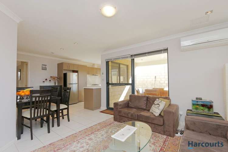 Fifth view of Homely house listing, 3/3 Peppermint Gardens, Aubin Grove WA 6164