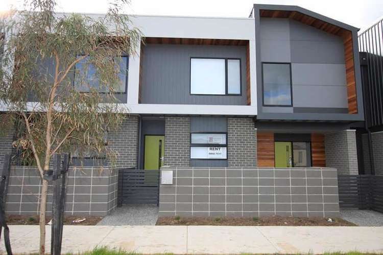 Main view of Homely townhouse listing, 85 Seagrass Crescent, Point Cook VIC 3030