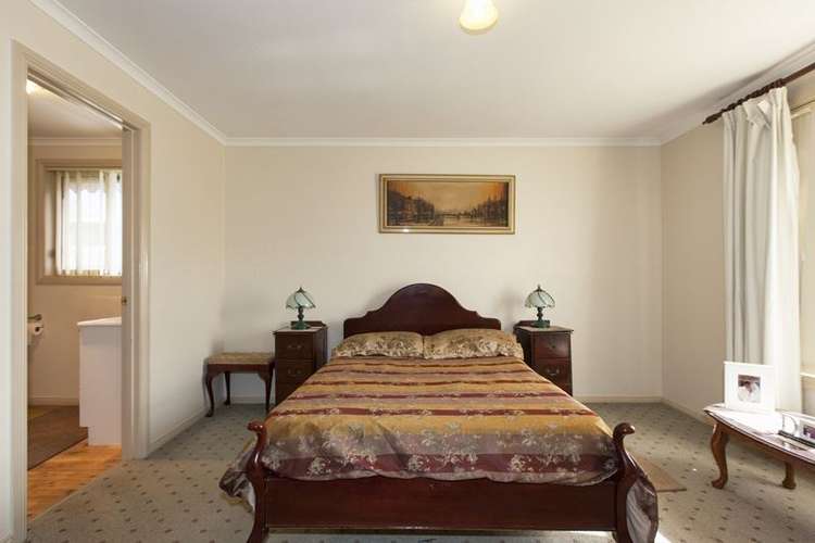 Fifth view of Homely house listing, 2 Redgum Drive, Ararat VIC 3377