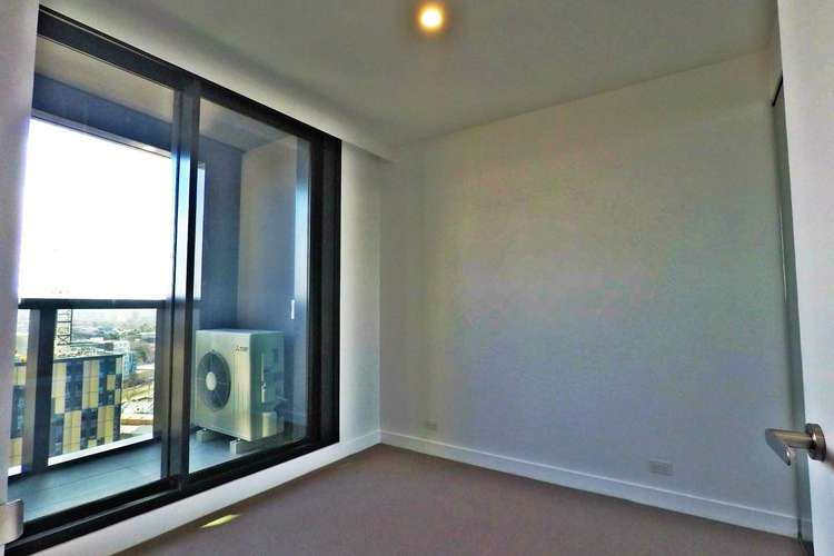 Third view of Homely apartment listing, 1512/168 Victoria Street, Carlton VIC 3053