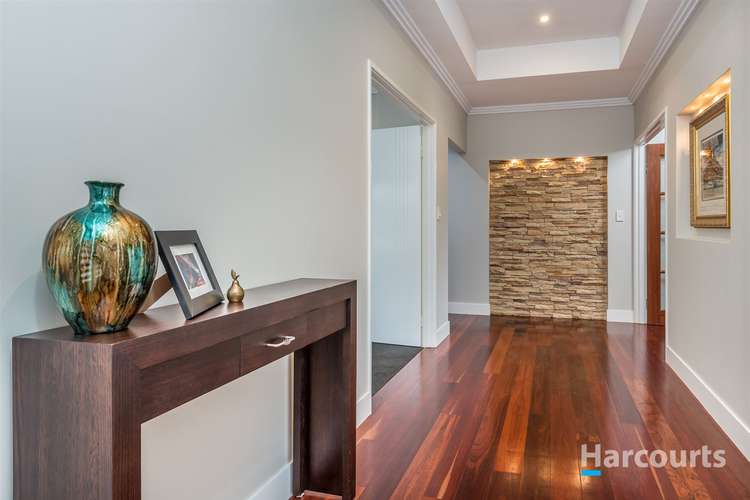 Third view of Homely house listing, 6 Kooyong Close, Bullsbrook WA 6084